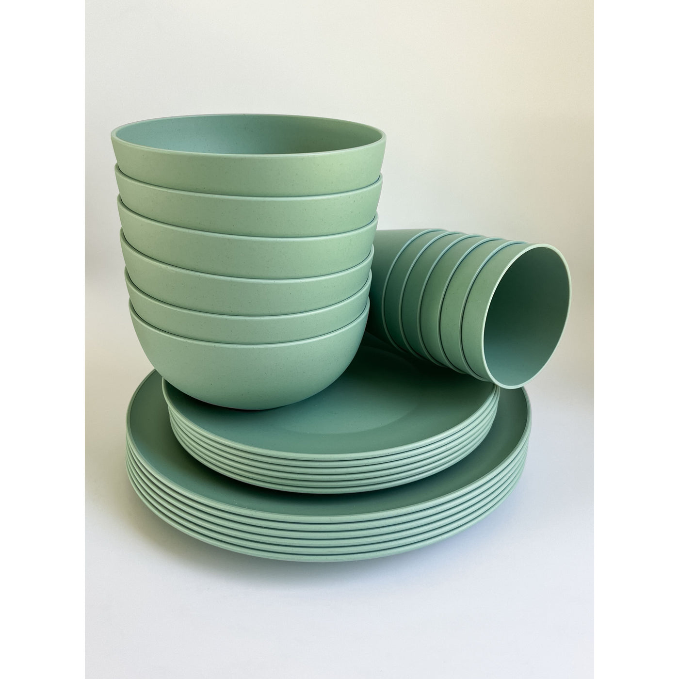 6 Person Caravan Camping Boating Earth-friendly Dinnerware – Daisy Graze